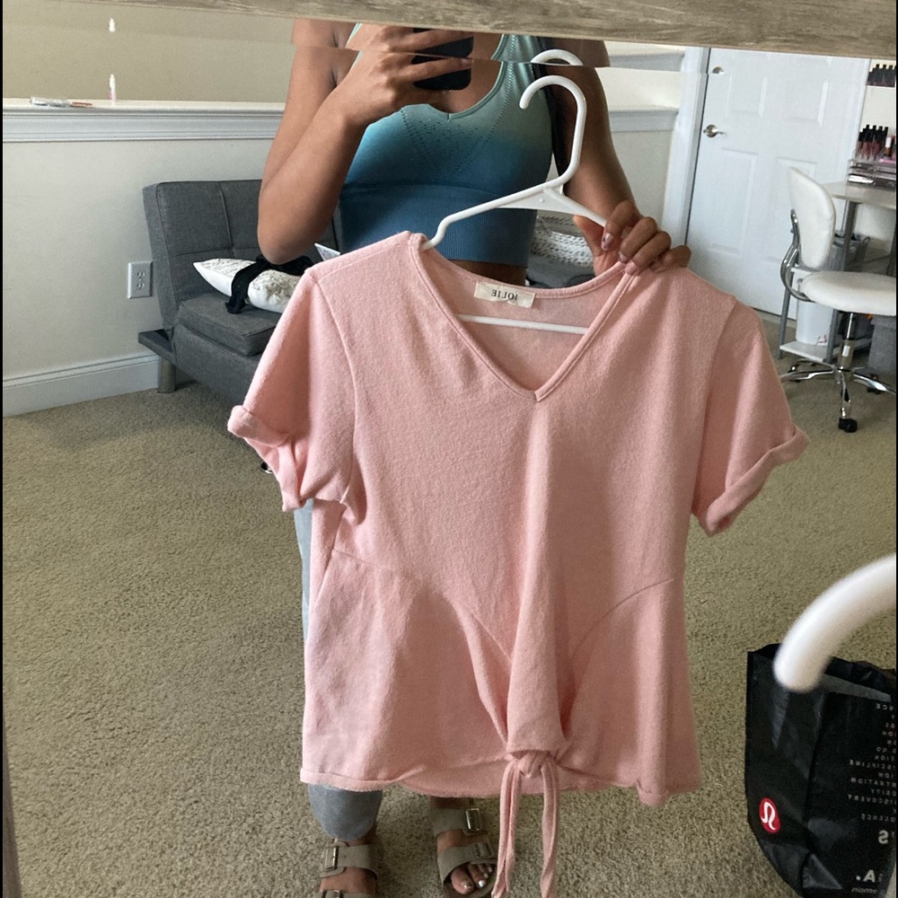 Pink tied knot shirt